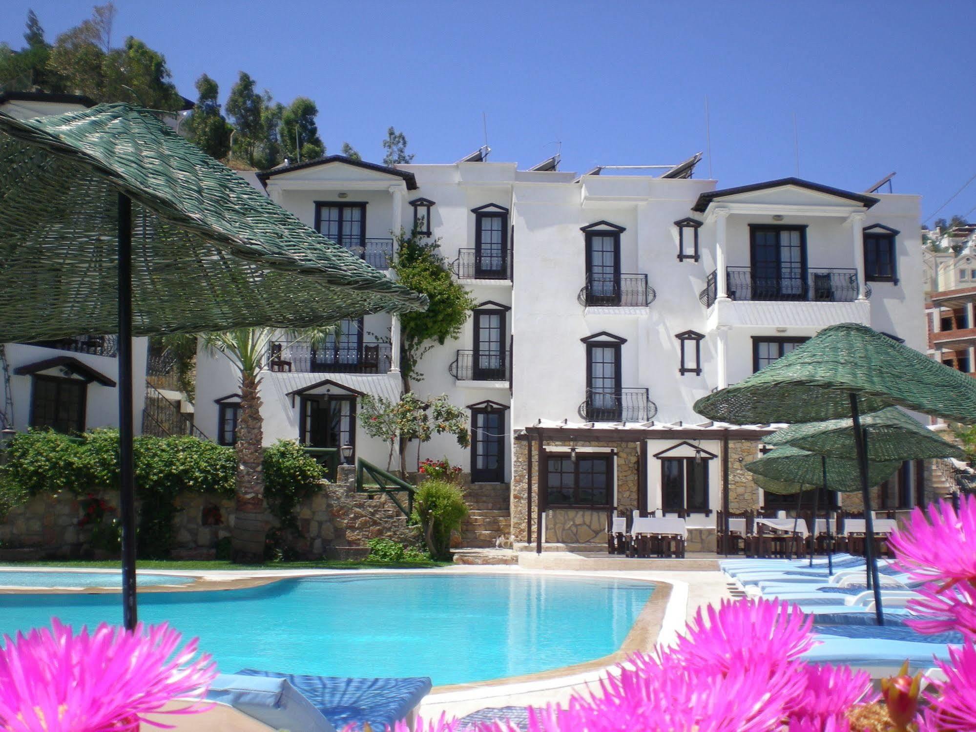 Sunny Garden Nilufer Hotel Turgutreis Exterior foto